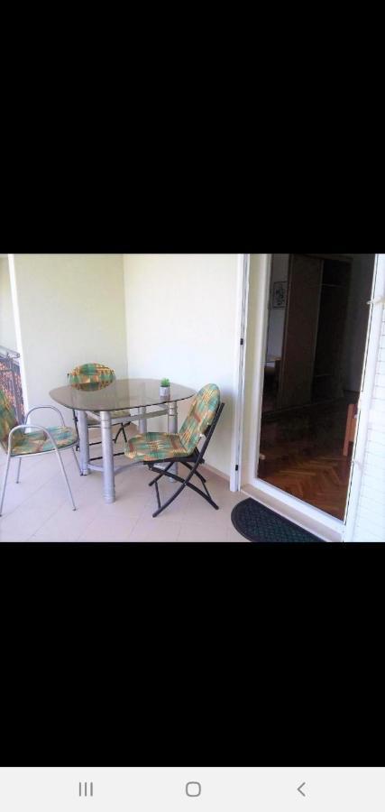 Comfortable Rooms With Small Kitchen Bacina Εξωτερικό φωτογραφία